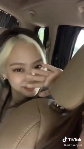 Jisoo and Jennie