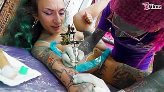 Alt Girl Anal Fucked During Tattoo Session - Sloppy BJ & Squirt
