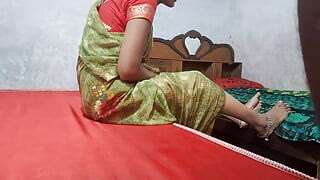 Bhabhi ki chudayi dost ki bibi ko ghodi bana ke choda