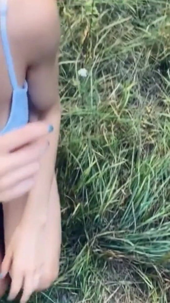Quick Blowjob Outdoor (POV) Clip 2