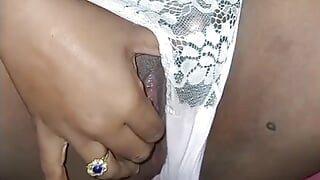 Sri lankan solo pussy fingering