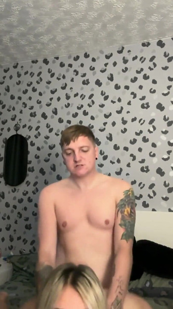 Big Ass Wife Talks Dirty & Gets Fucked Doggystyle